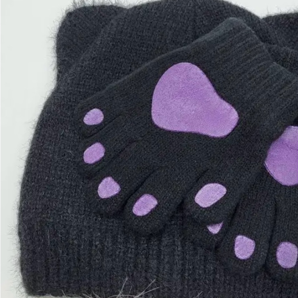 10/$13 NWOT Cat ear beanie  and gloves Set - toddler